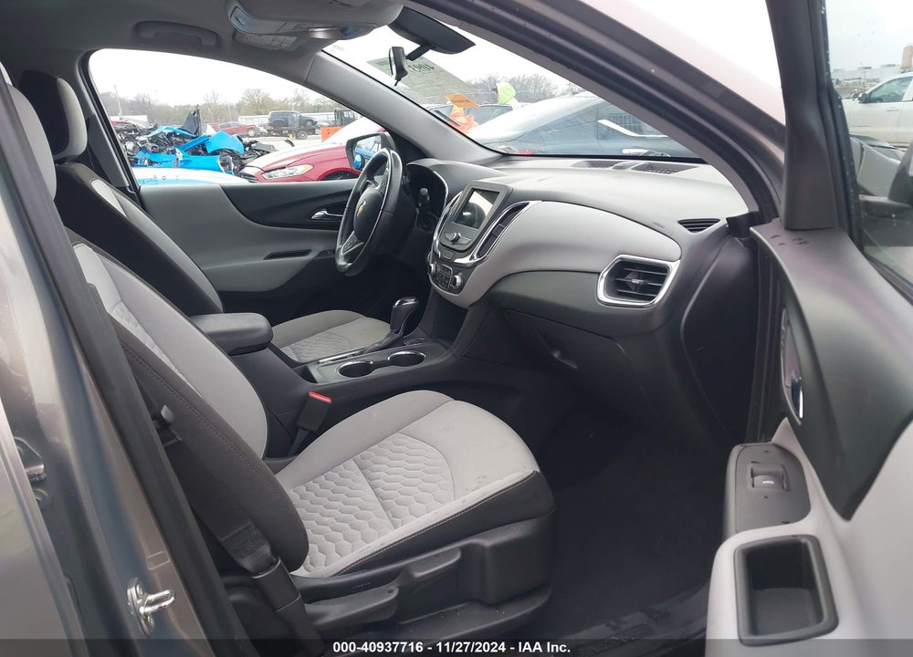 2019 CHEVROLET EQUINOX LT VIN: 3GNAXUEV1KS516737