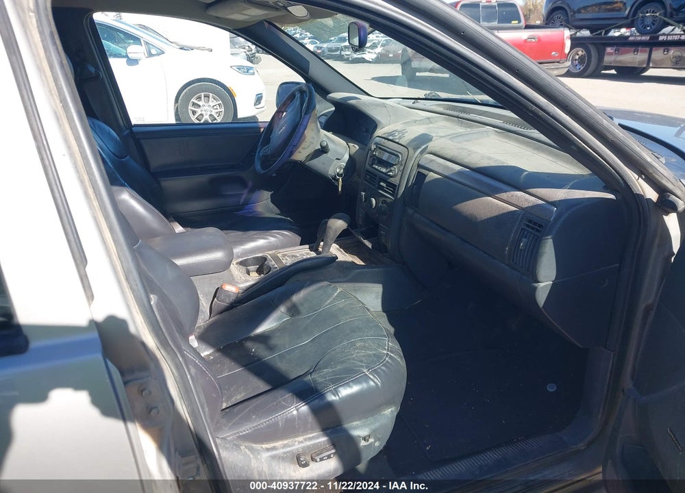 2001 JEEP GRAND CHEROKEE LAREDO VIN: 1J4GW48S61C566328