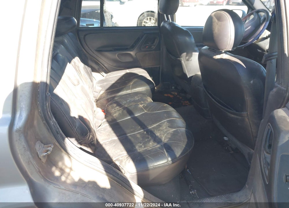 2001 JEEP GRAND CHEROKEE LAREDO VIN: 1J4GW48S61C566328