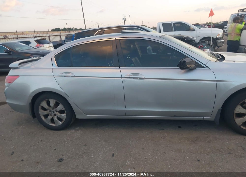 2008 HONDA ACCORD 2.4 EX-L VIN: JHMCP26838C051079