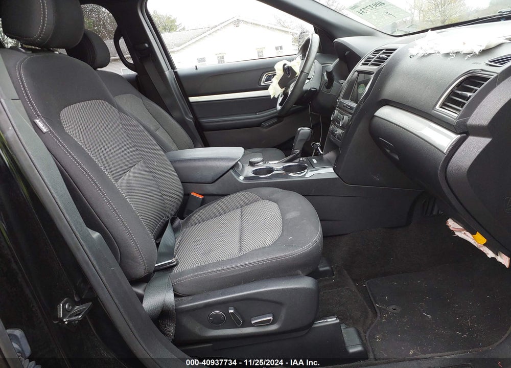 2017 FORD EXPLORER XLT VIN: 1FM5K8D83HGD51157