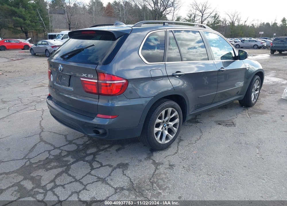 2013 BMW X5 XDRIVE35I/XDRIVE35I PREMIUM/XDRIVE35I SPORT ACTIVITY VIN: 5UXZV4C52D0E05016