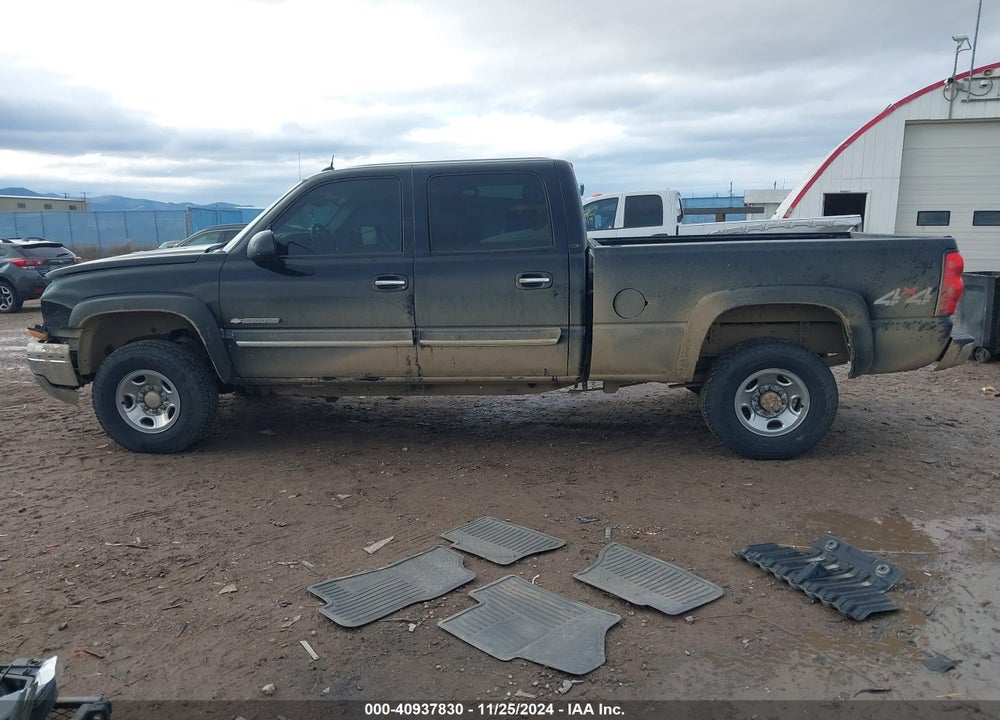 2004 CHEVROLET SILVERADO 2500HD LT VIN: 1GCHK23G44F196335