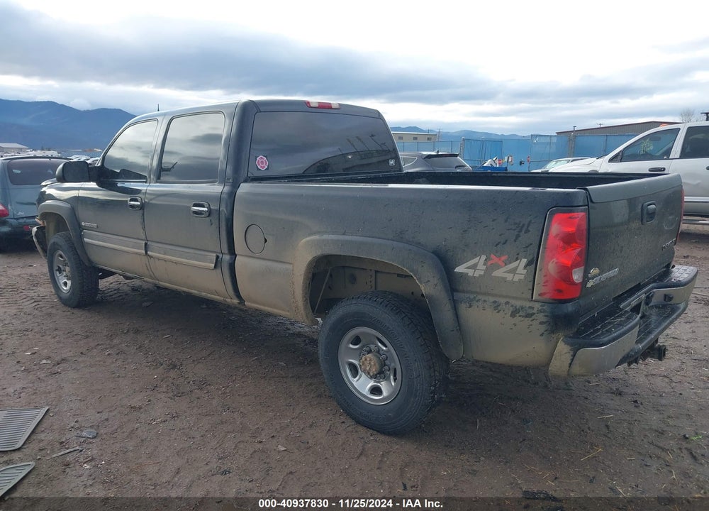 2004 CHEVROLET SILVERADO 2500HD LT VIN: 1GCHK23G44F196335