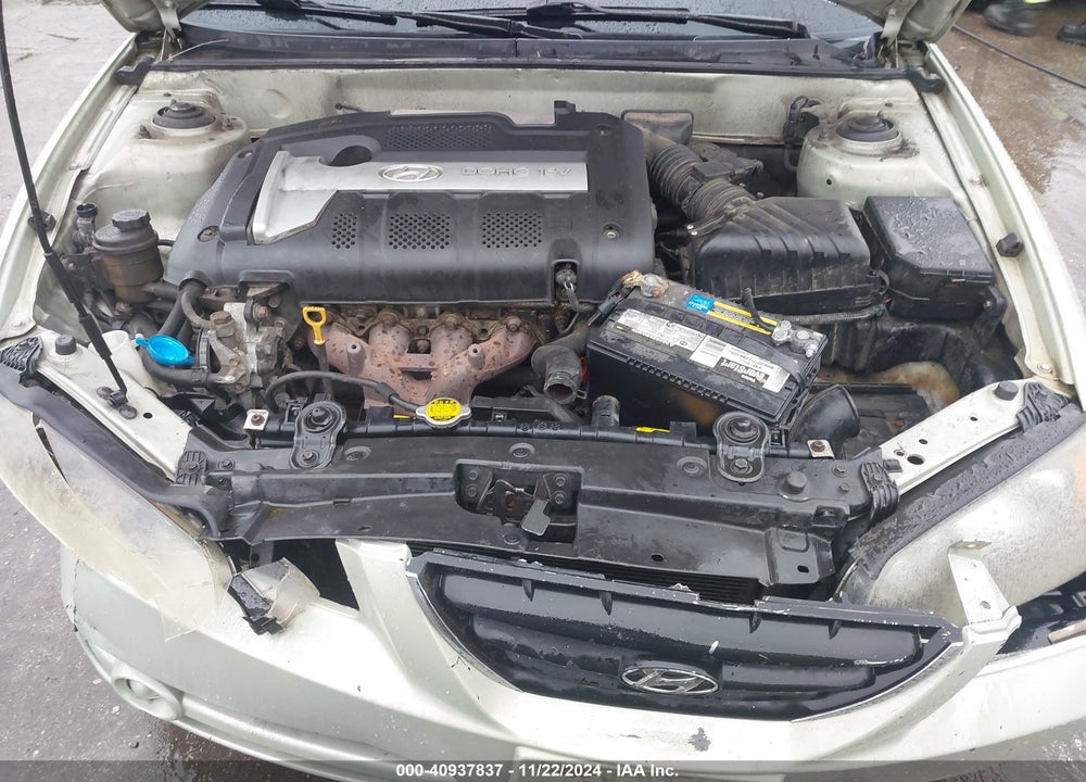 2004 HYUNDAI ELANTRA GLS/GT VIN: KMHDN46DX4U906560