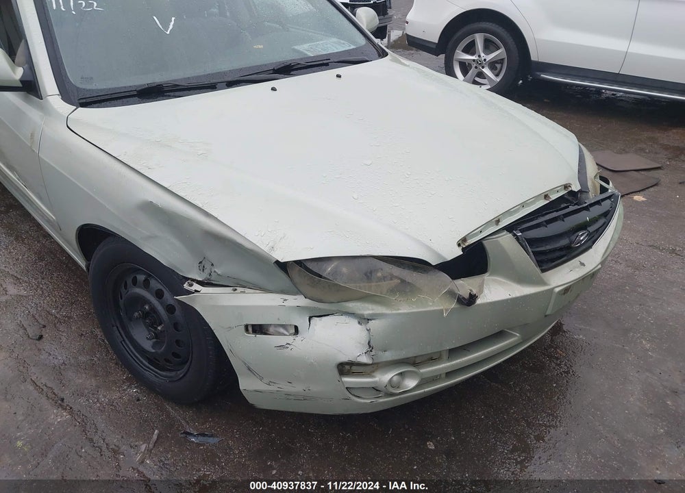 2004 HYUNDAI ELANTRA GLS/GT VIN: KMHDN46DX4U906560
