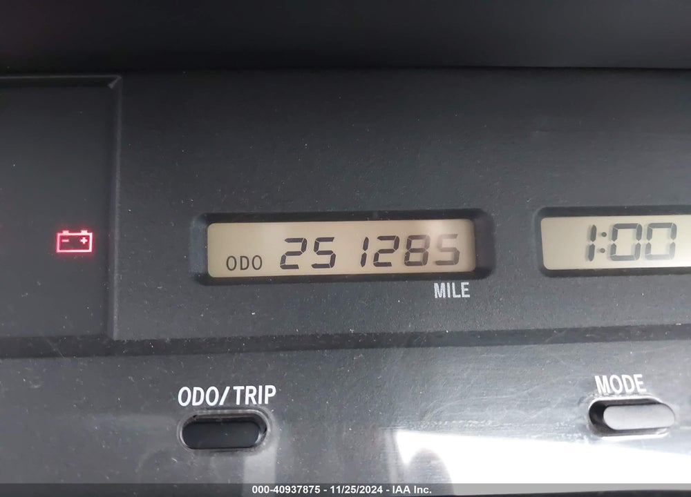 2002 TOYOTA AVALON XL VIN: 4T1BF28B32U230129