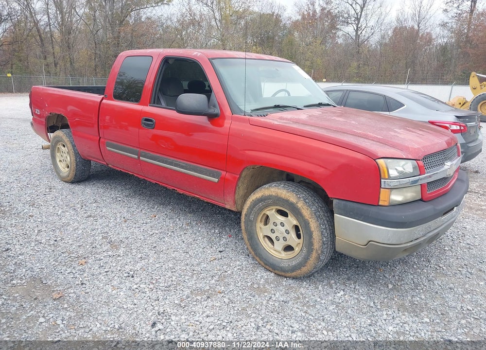 2003 CHEVROLET SILVERADO 1500 LS VIN: 2GCEK19T031205801