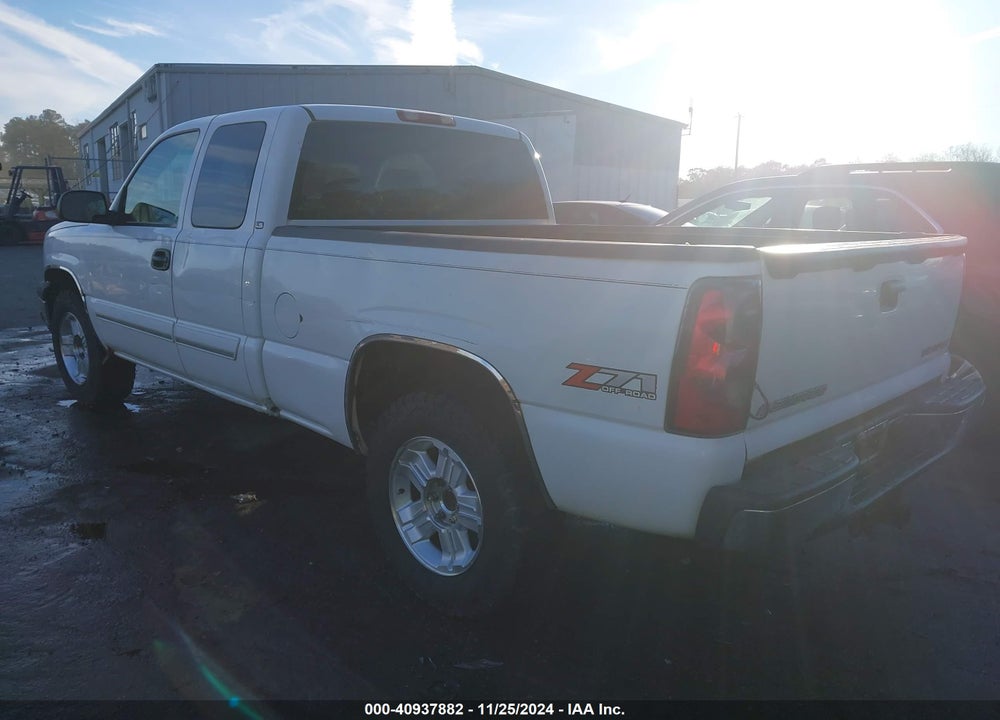 2003 CHEVROLET SILVERADO 1500 LS VIN: 1GCEK19T63E126454