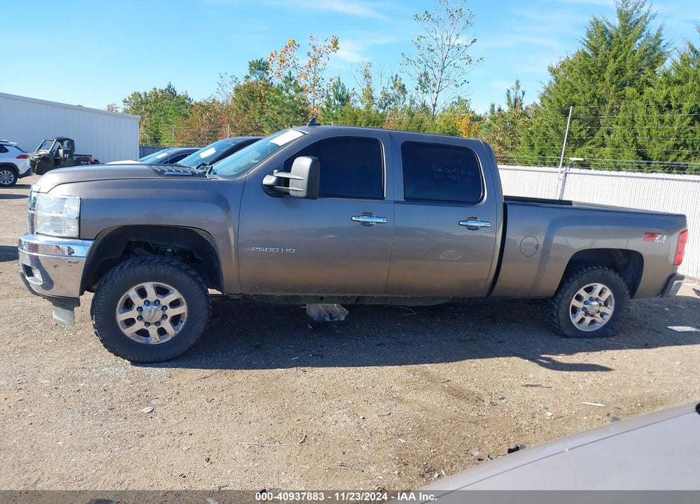 2013 CHEVROLET SILVERADO 2500HD LT VIN: 1GC1KXC86DF107632
