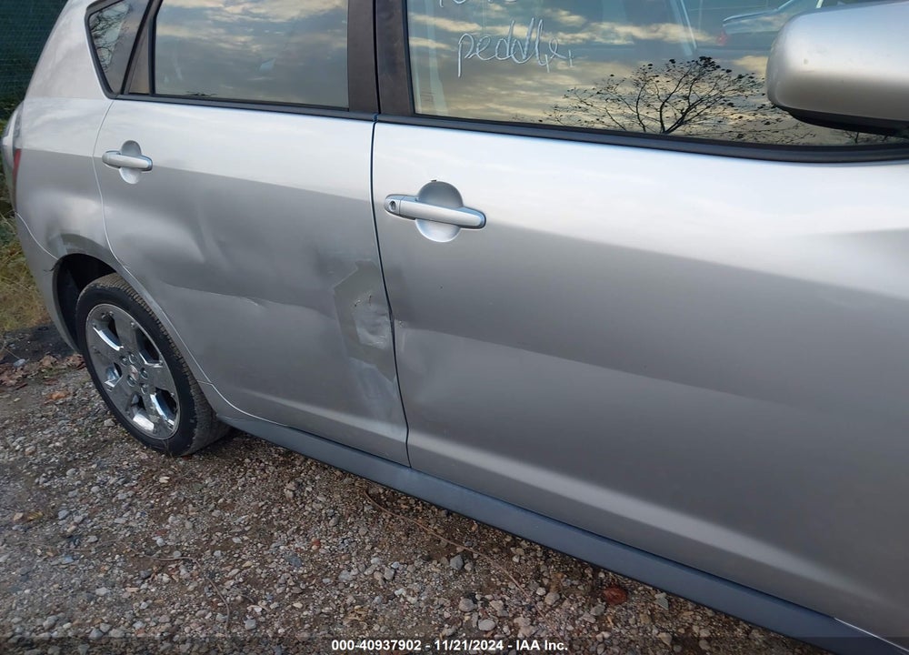 2009 PONTIAC VIBE VIN: 5Y2SM67079Z406212