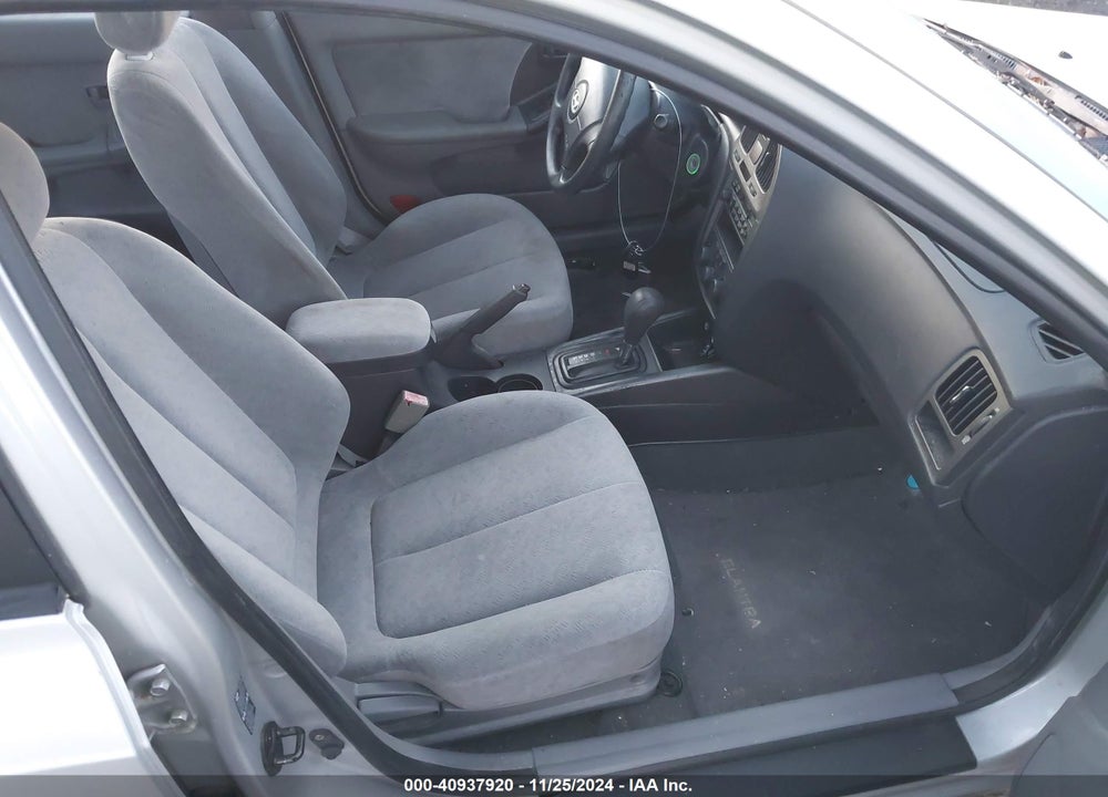 2005 HYUNDAI ELANTRA GLS/GT VIN: KMHDN46D45U046639