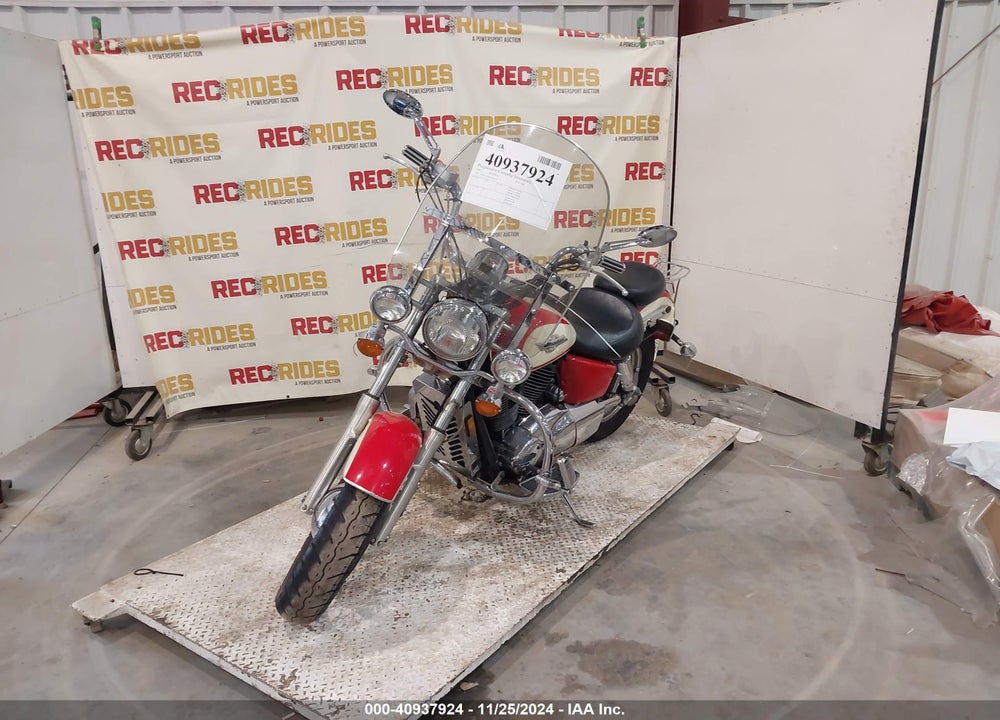 1997 HONDA VT1100 C2A/C2AC VIN: 1HFSC3230VA202157