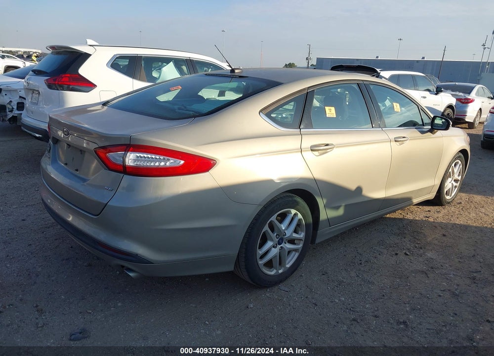 2015 FORD FUSION SE VIN: 3FA6P0H71FR116197
