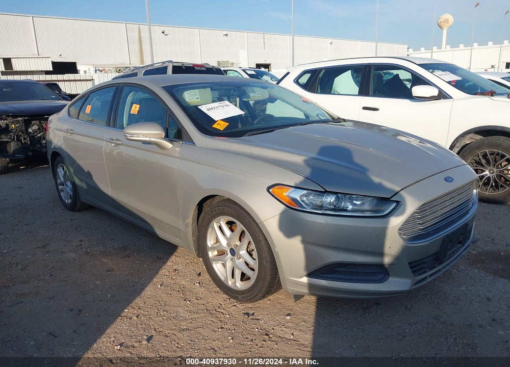 2015 FORD FUSION SE VIN: 3FA6P0H71FR116197