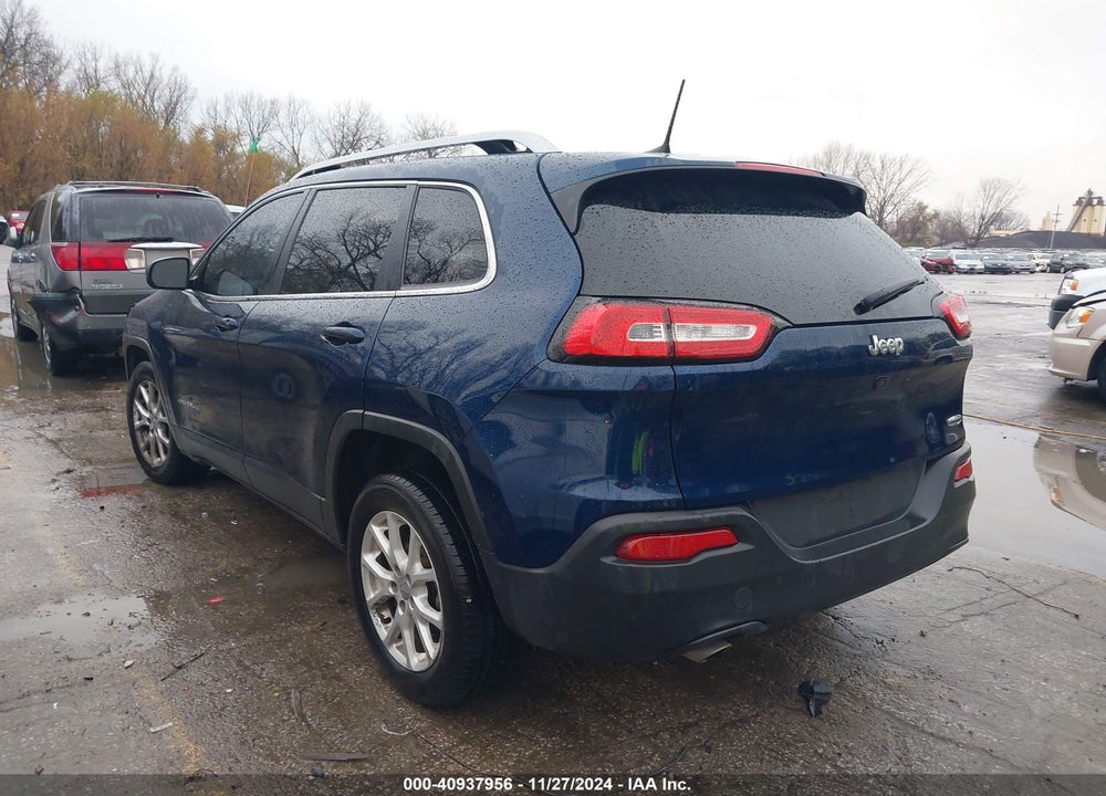 2018 JEEP CHEROKEE LATITUDE FWD VIN: 1C4PJLCB6JD604916