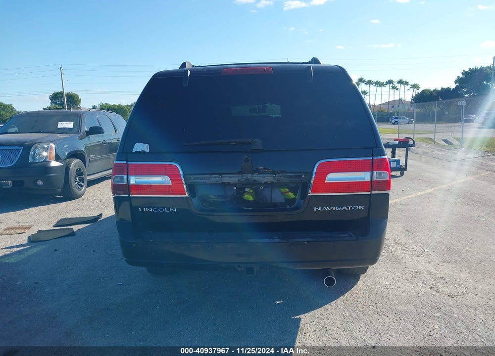 2012 LINCOLN NAVIGATOR VIN: 5LMJJ2H52CEL00636