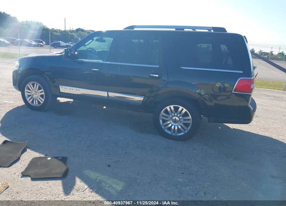 2012 LINCOLN NAVIGATOR VIN: 5LMJJ2H52CEL00636