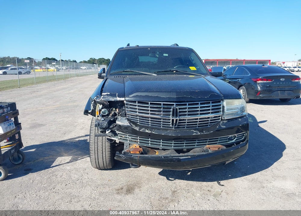 2012 LINCOLN NAVIGATOR VIN: 5LMJJ2H52CEL00636