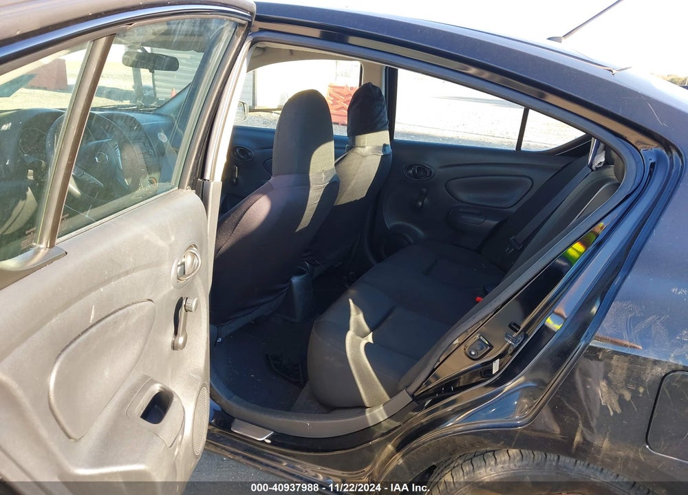 2017 NISSAN VERSA 1.6 S+ VIN: 3N1CN7AP5HL831157