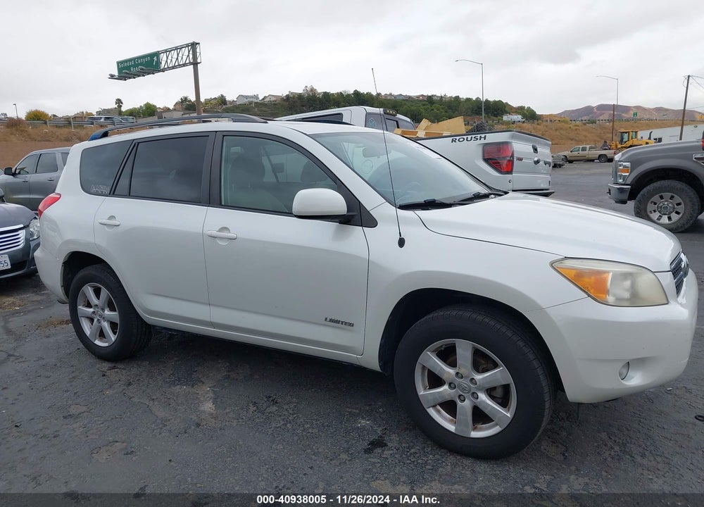 2008 TOYOTA RAV4 LIMITED VIN: JTMZD31V385099502