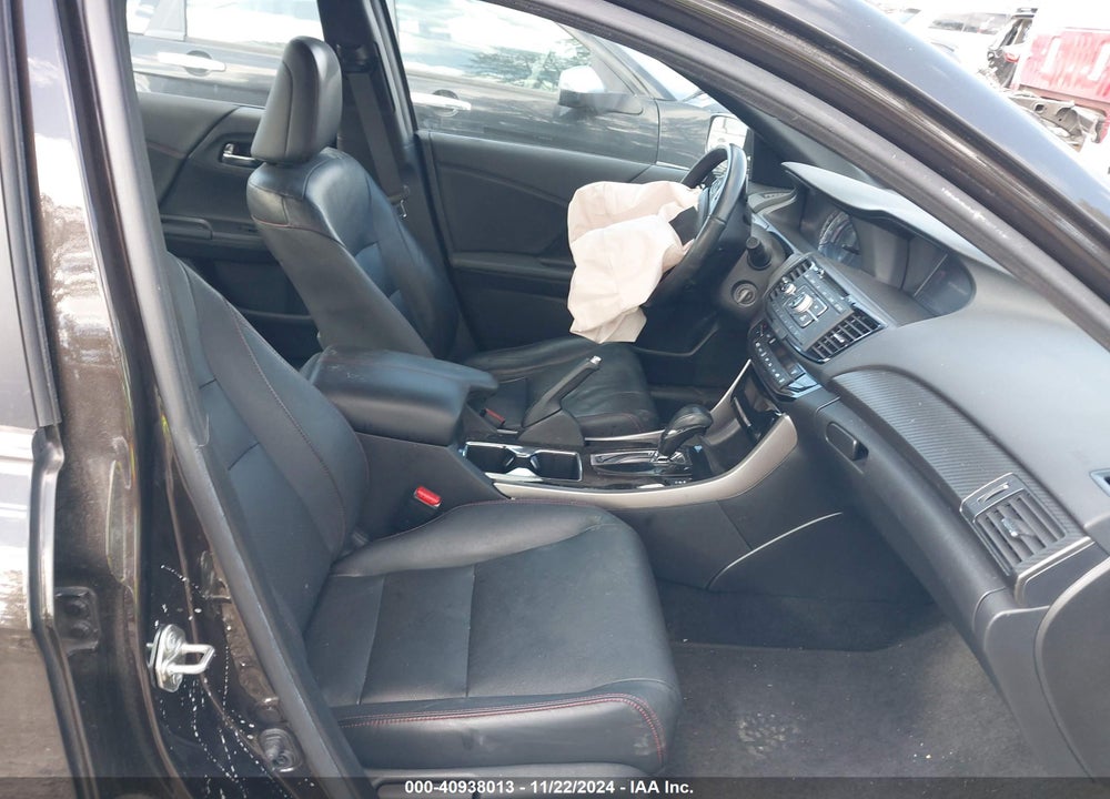 2017 HONDA ACCORD SPORT SE VIN: 1HGCR2F13HA152912