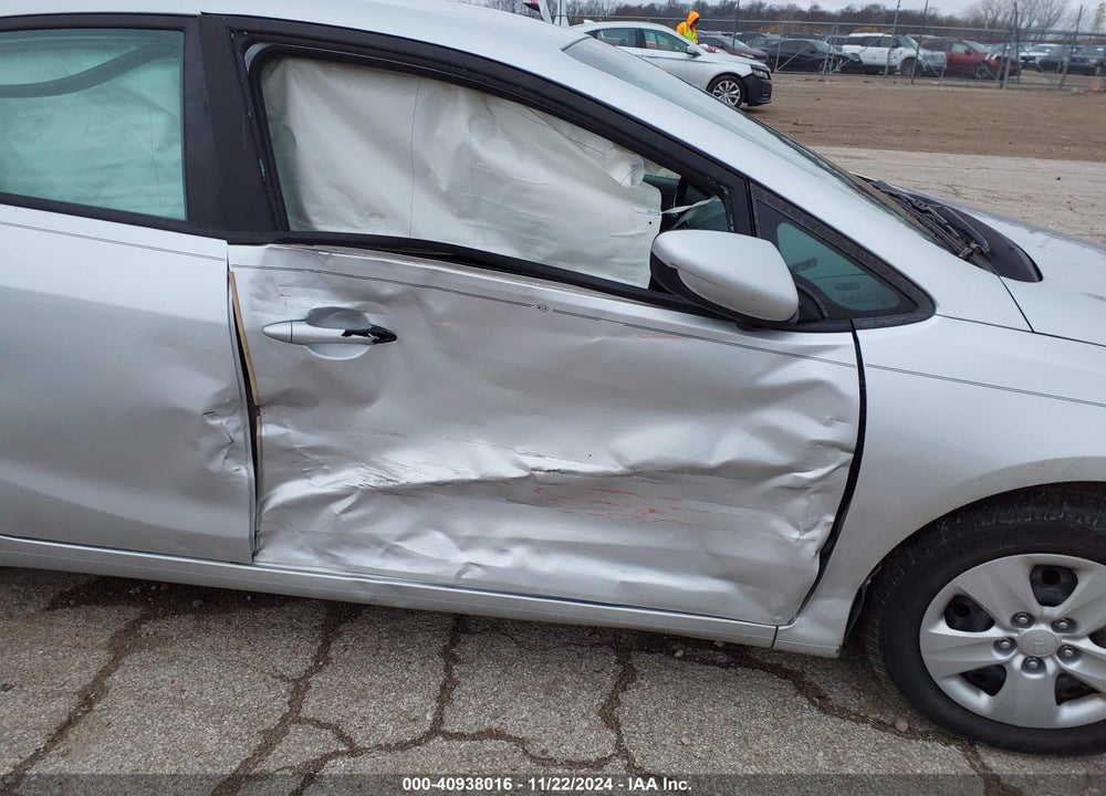 2017 KIA FORTE VIN: 3KPFK4A77HE101451