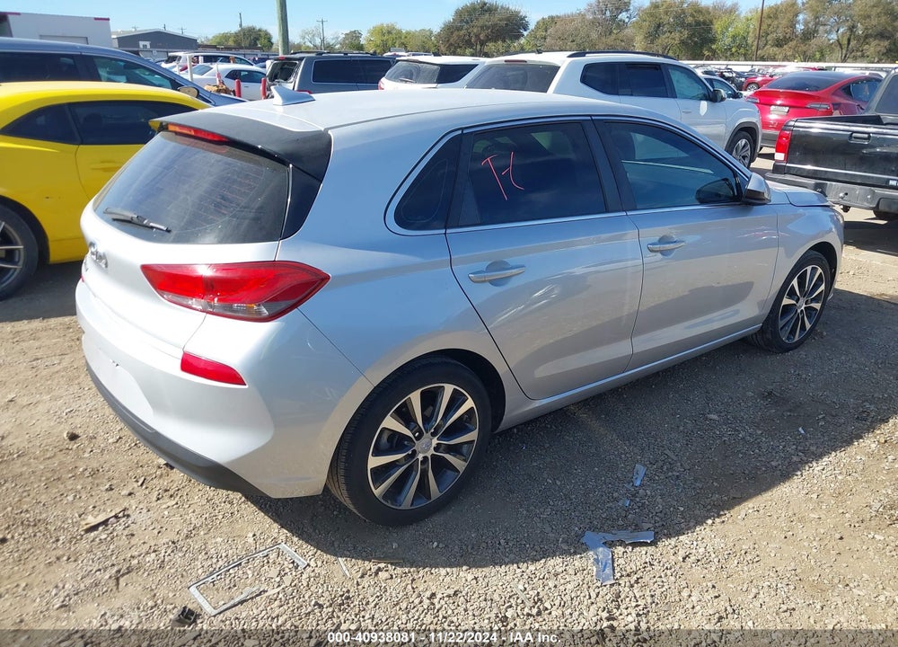 2018 HYUNDAI ELANTRA GT VIN: KMHH35LE5JU025240