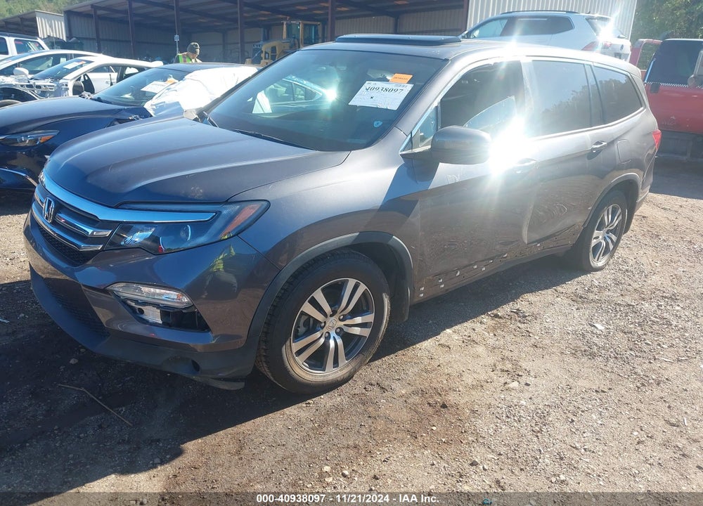 2017 HONDA PILOT EX-L VIN: 5FNYF5H76HB038135