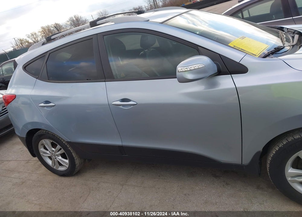 2013 HYUNDAI TUCSON GLS VIN: KM8JUCAC1DU695117