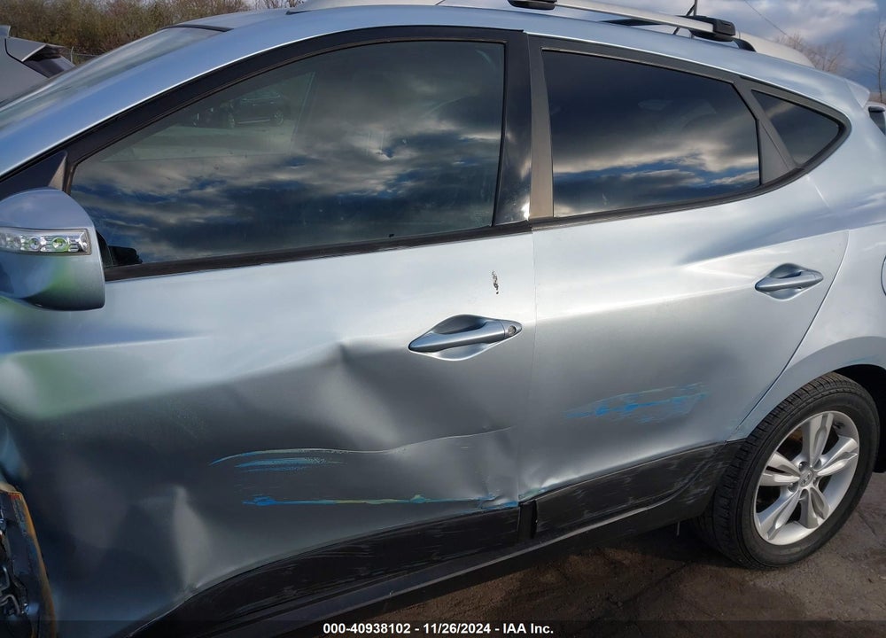 2013 HYUNDAI TUCSON GLS VIN: KM8JUCAC1DU695117