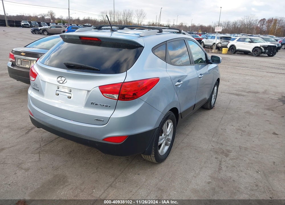 2013 HYUNDAI TUCSON GLS VIN: KM8JUCAC1DU695117