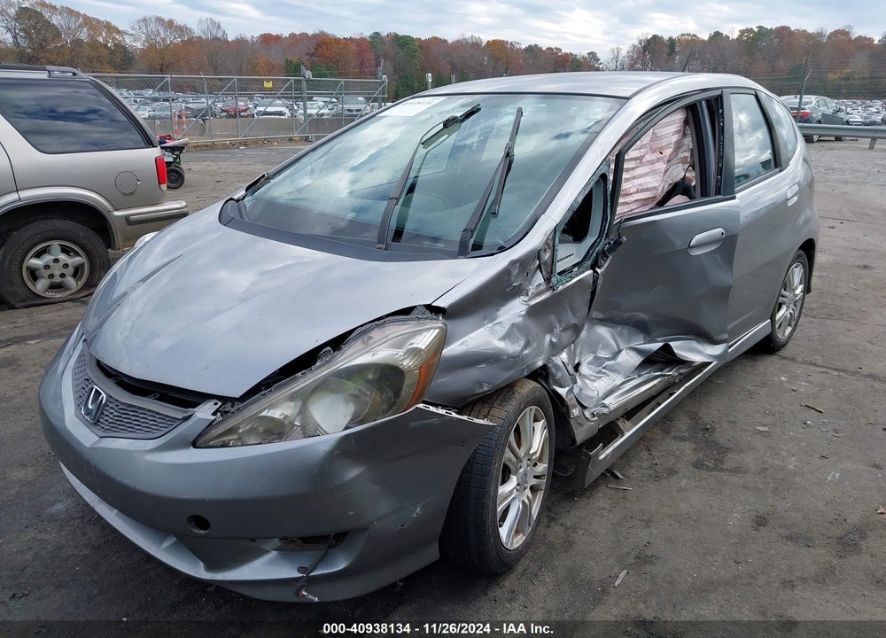 2010 HONDA FIT SPORT VIN: JHMGE8H49AC035639