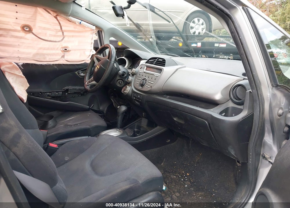 2010 HONDA FIT SPORT VIN: JHMGE8H49AC035639