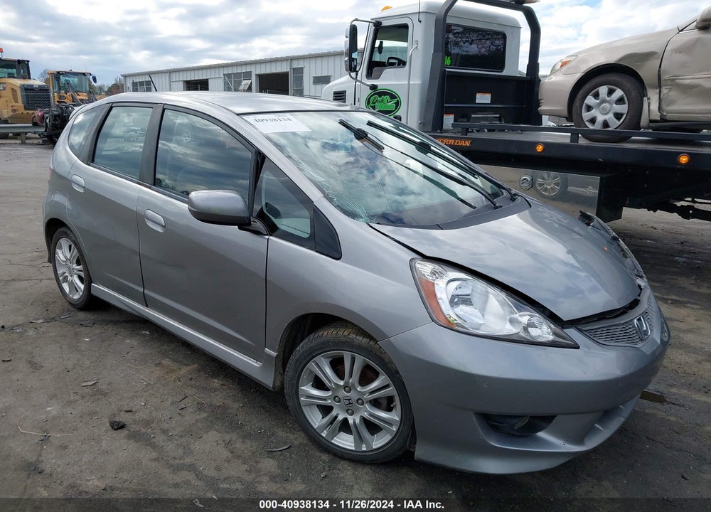 2010 HONDA FIT SPORT VIN: JHMGE8H49AC035639