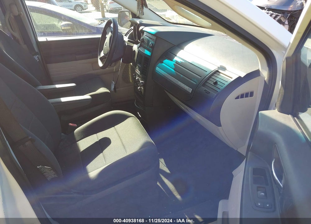 2008 DODGE GRAND CARAVAN SE VIN: 2D8HN44H18R781111