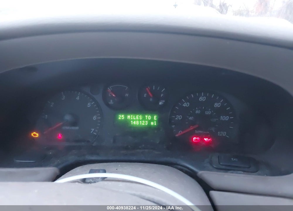 2005 FORD TAURUS SE VIN: 1FAHP53245A147549