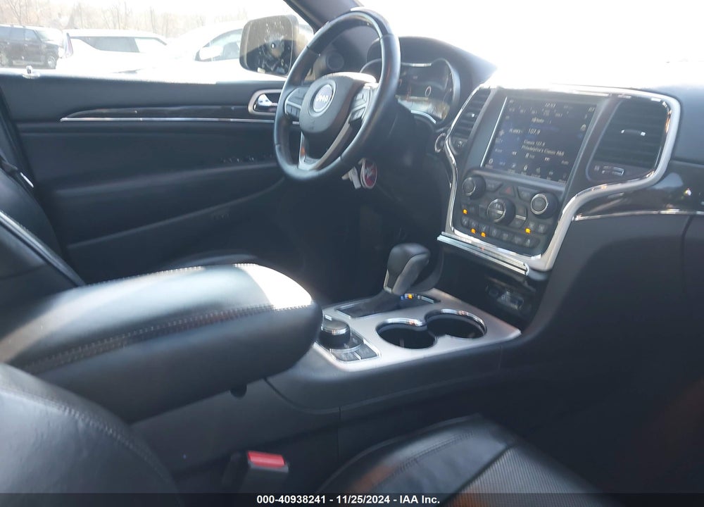 2018 JEEP GRAND CHEROKEE OVERLAND 4X4 VIN: 1C4RJFCG9JC303620