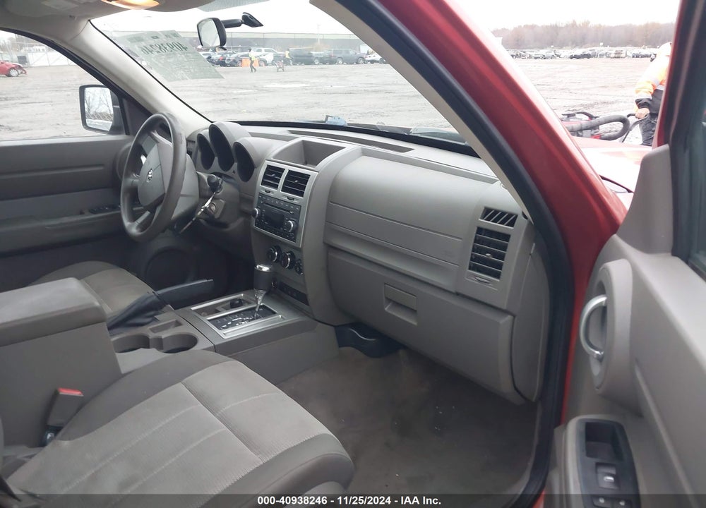 2008 DODGE NITRO SXT VIN: 1D8GU28K98W241215