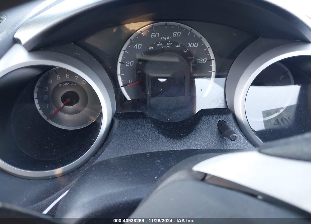2013 HONDA FIT VIN: JHMGE8H31DC072406