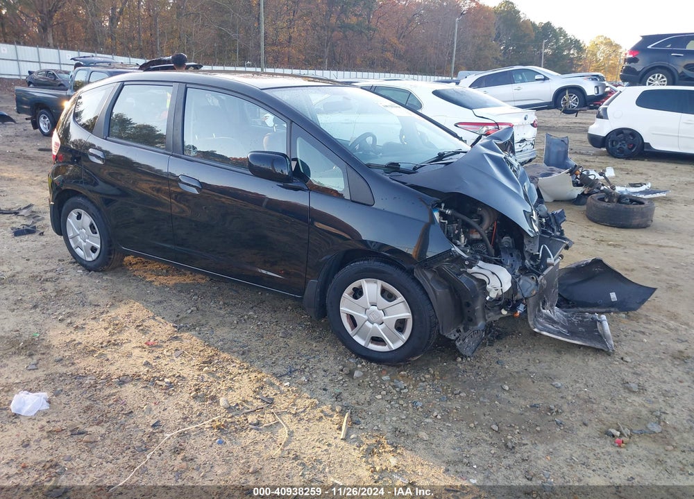 2013 HONDA FIT VIN: JHMGE8H31DC072406