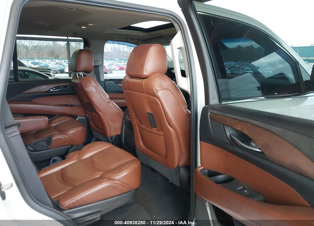 2019 CADILLAC ESCALADE LUXURY VIN: 1GYS4BKJ2KR198748