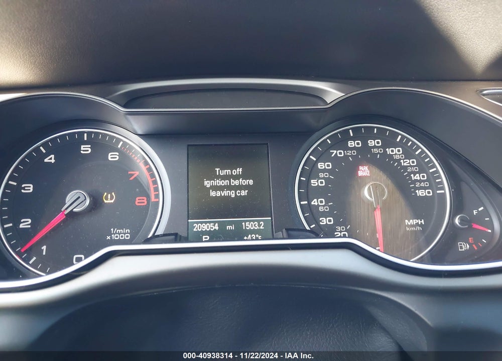 2014 AUDI A4 2.0T PREMIUM VIN: WAUAFAFL2EN033941