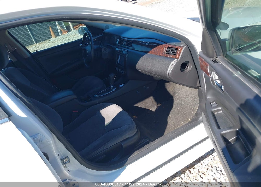 2012 CHEVROLET IMPALA LT VIN: 2G1WG5E3XC1164217