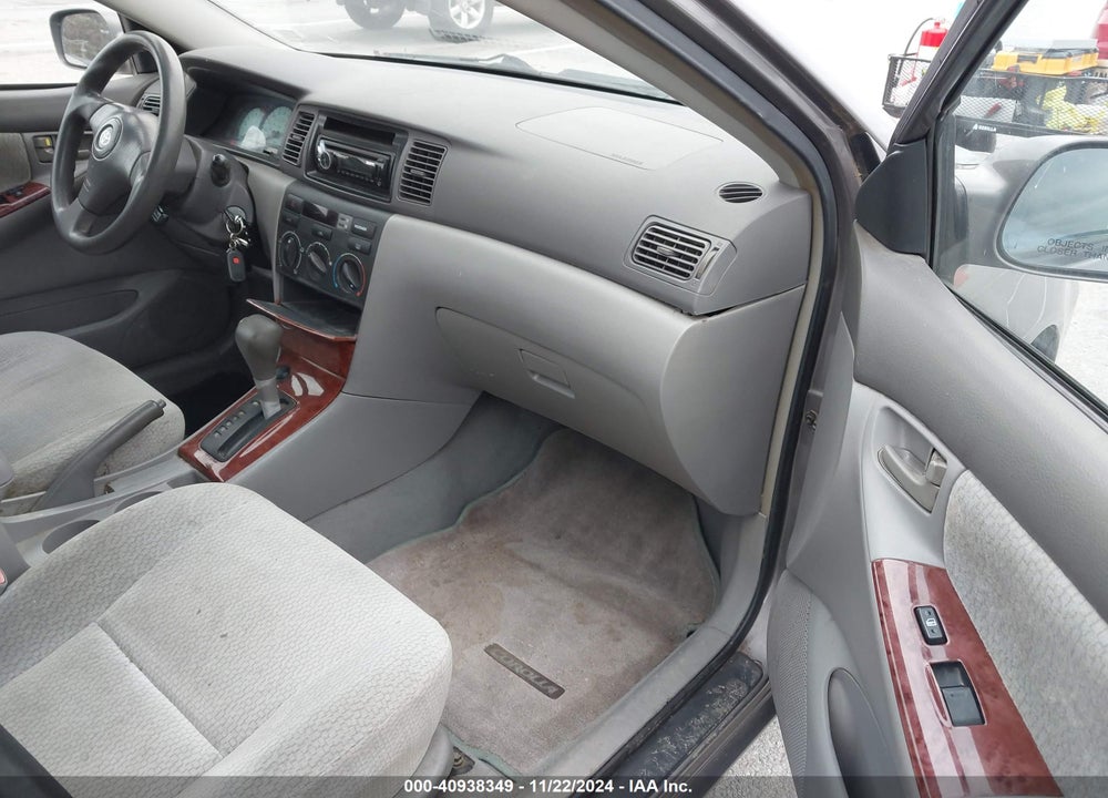 2004 TOYOTA COROLLA LE VIN: 1NXBR32E64Z208015