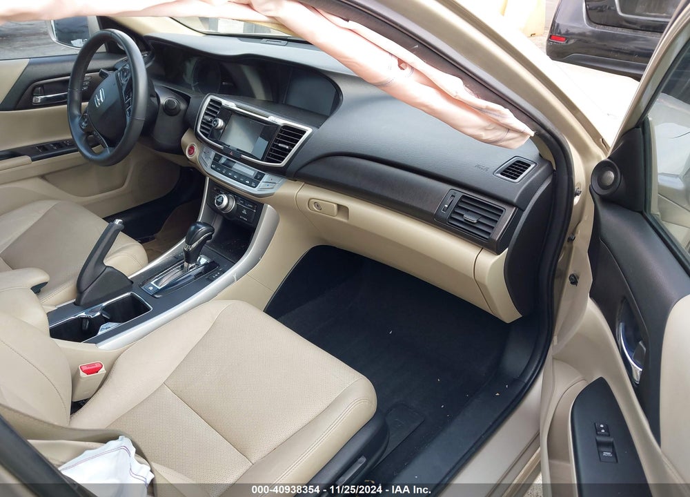 2014 HONDA ACCORD HYBRID TOURING VIN: 1HGCR6F75EA007197