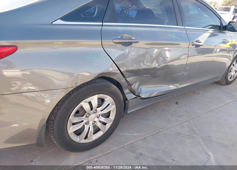 2012 HYUNDAI SONATA GLS VIN: 5NPEB4ACXCH411588