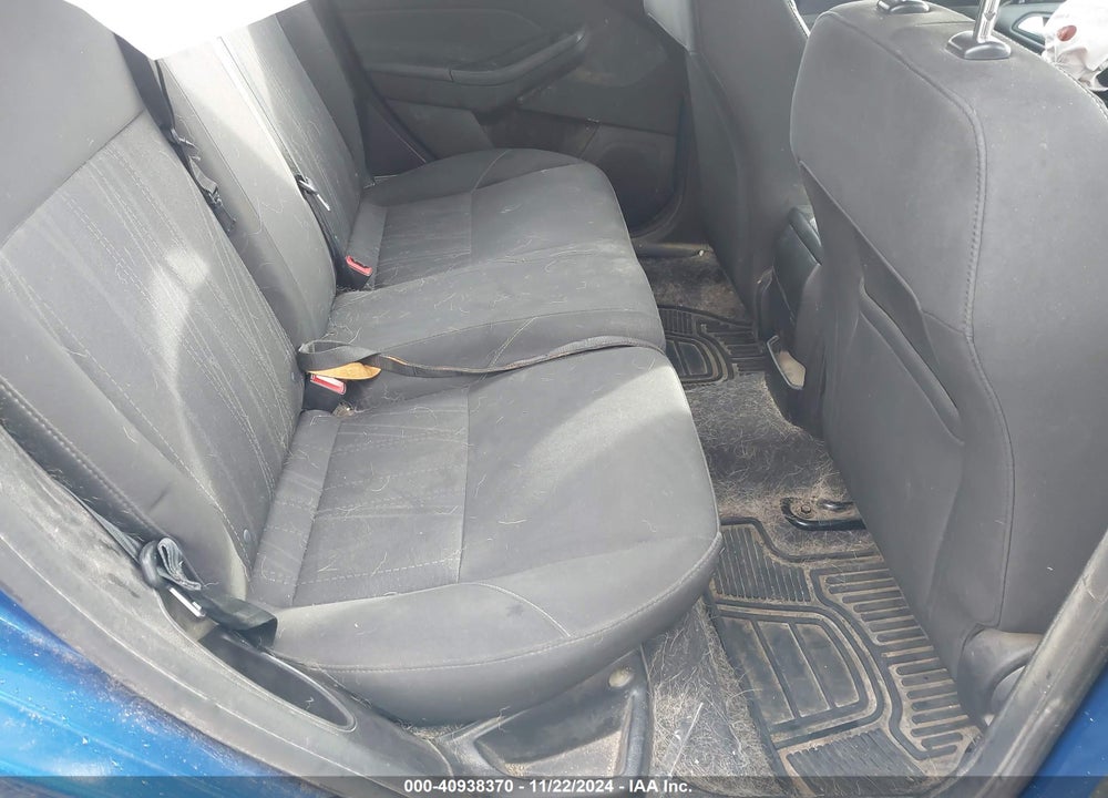 2018 FORD FOCUS SE VIN: 1FADP3K26JL311841