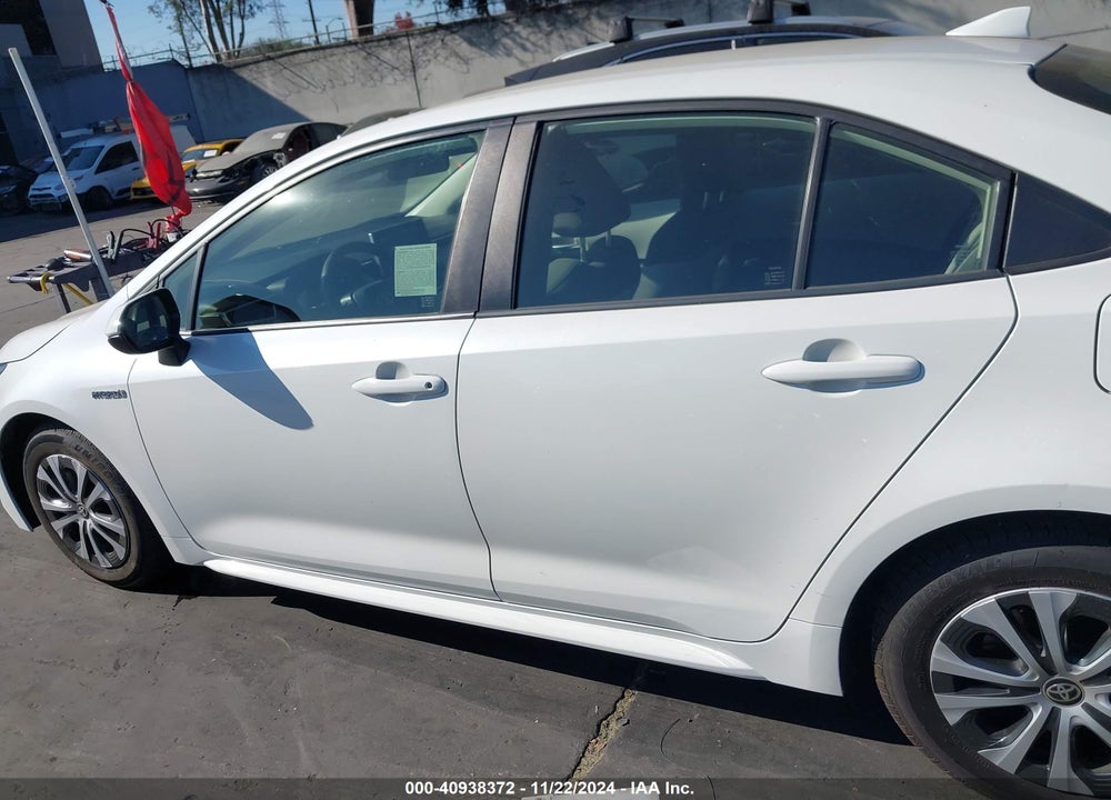 2021 TOYOTA COROLLA HYBRID LE VIN: JTDEAMDE6MJ000827
