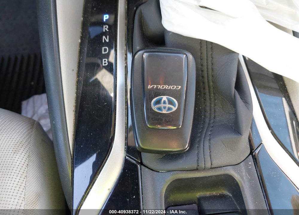 2021 TOYOTA COROLLA HYBRID LE VIN: JTDEAMDE6MJ000827